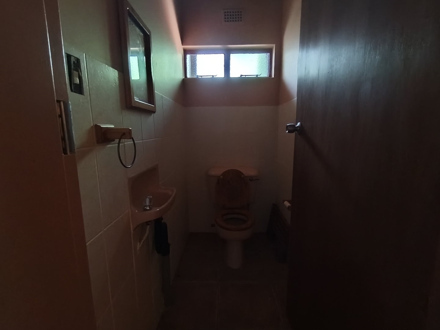 Commercial Property for Sale in Glen Free State